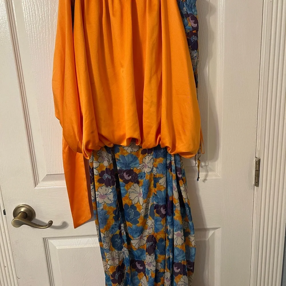 Dior platform pumps, stylish, Free People floral bottoms and Zara top included
